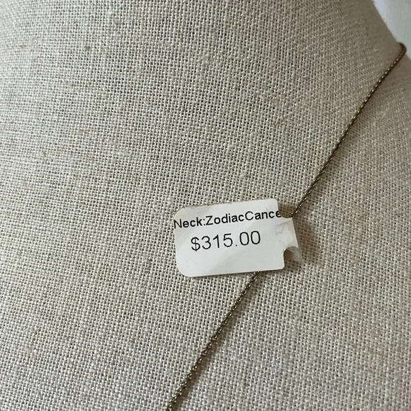 NWT La Soula Cancer necklace - Picture 4 of 5